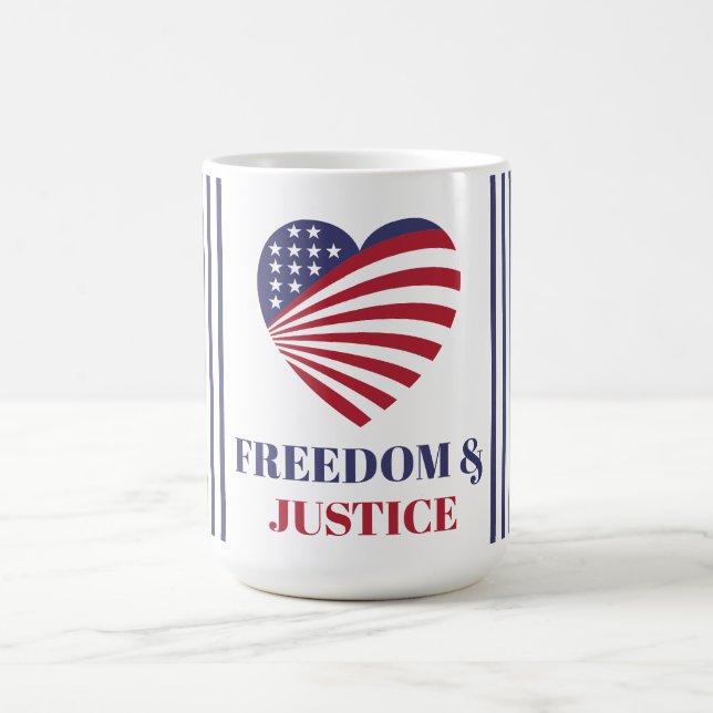 Freedom & Justice American Flag with Heart.  Kaffeetasse (Mittel)