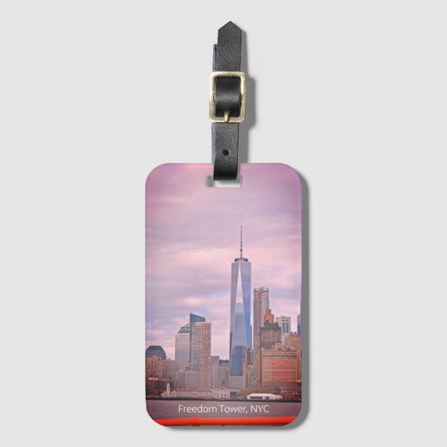Freedom Tower von Staten Island Ferry NYC Gepäckanhänger (Vorderseite Vertikal)