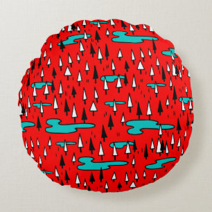 Freehand Bäume: skandinavisches Weihnachtsmuster. Rundes Kissen