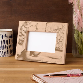 Freelancer-Glühen: Ausgestoßenes Mädchen bei der A Geätzte Rahmen