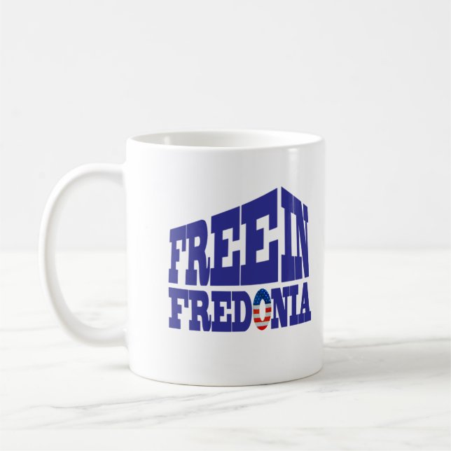 "Frei in Fredonia" klassische Tasse (Links)