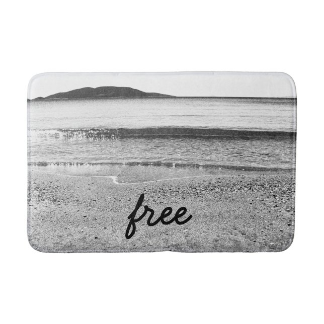 Freier Sandstrand in Schwarz und Weiß Badematte (Vorderseite)