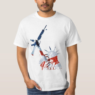 Freiheit - 2. Änderung in Rotem, in weißem u. Bl T-Shirt