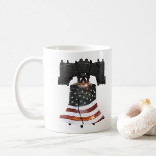 Freiheitsglocke mit amerikanischer Flagge Kaffeetasse