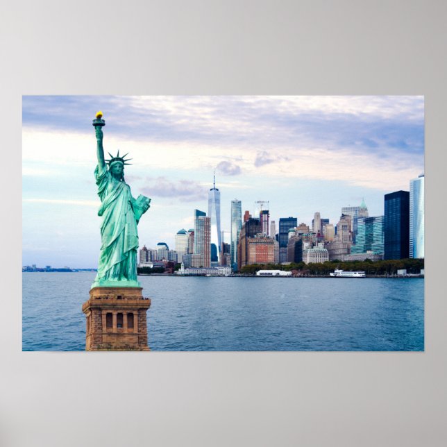 Freiheitsstatue mit dem World Trade Center Poster (Vorne)