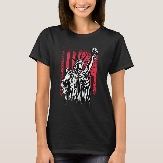 Freiheitsstatue mit US-Flagge T-Shirt (Vorderseite)