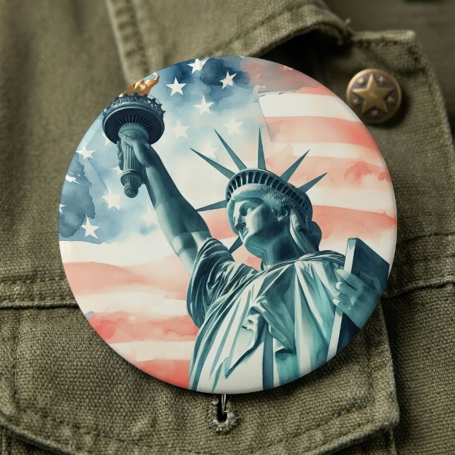 Freiheitsstatue unter amerikanischer Flagge Button (Watercolor Statue of Liberty with American flag. Button)
