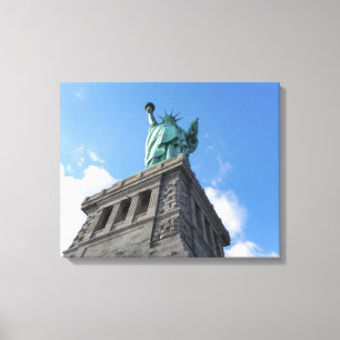 FREIHEITSSTATUE VON UNTERHALB EINGEWICKELT LEINWANDDRUCK