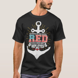 Freitags tragen wir ein Geschenk der roten Marine  T-Shirt
