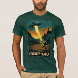 Fremde Gefahr – Retro-Sci-Fi-Waldszene T-Shirt