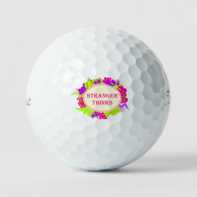 Fremder denkt Zitat im Stil von 80er-Jahre-TV-Show Golfball (Vorderseite)