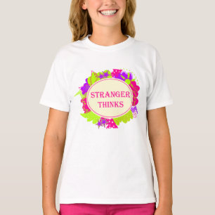 Fremder denkt Zitat im Stil von 80er TV Shows T-Shirt