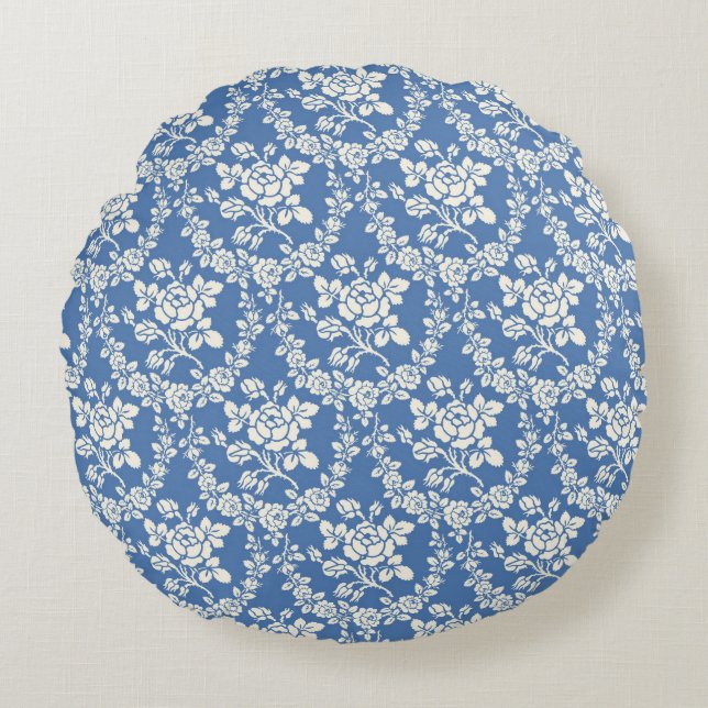 French Blue White Floral Pattern Botanical Chic Rundes Kissen (Vorderseite)