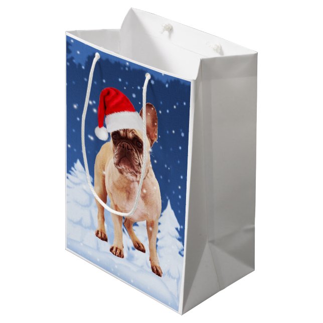 French Bulldog in Snow Christmas w Weihnachtsmannm Mittlere Geschenktüte (Vorderseite Schrägansicht)