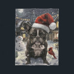 French Bulldog Winter Wonderland Christmas Joy Fleecedecke<br><div class="desc">Dieses festliche Design spiegelt den fröhlichen Geist der Urlaubssaison wider und besticht durch ein hübsches Jungtier mit einer Weihnachtsmannmütze. Der Hund ist eingebettet in ein winterliches Wunderland, mit einem Schneemann, einem dekorierten Weihnachtsbaum und wunderschön verpackten Geschenken. Schneeflocken fallen sanft ab und geben der Szene eine magische Touch, während die lebhaften...</div>