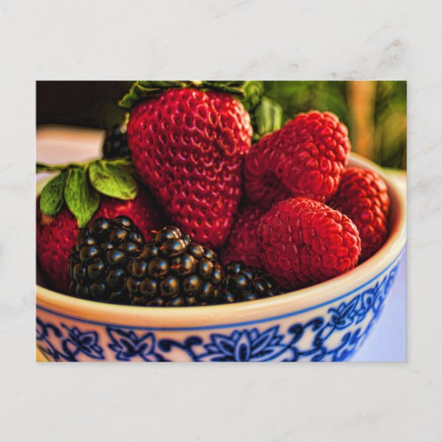 Fresh Berries Postkarte (Vorderseite)