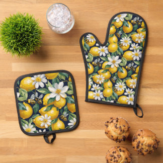 Fresh Yellow Lemons With Busy Bees & White Blooms Ofenhandschuh & Topflappen-Set