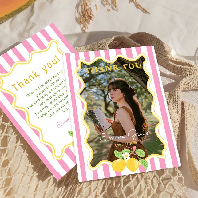 Freshly Graduated Lemon Pink Stripes Graduation Dankeskarte (Von Creator hochgeladen)