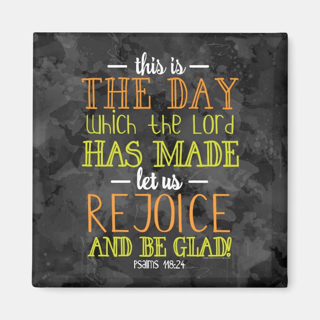 Freuen Sie sich und sein Glad Typografy Bible Vers Magnet (Vorne)