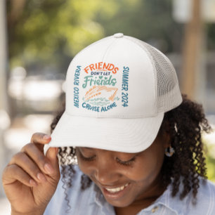 Freunde Reisende Kreuzfahrt Kabine Tür Truckerkappe