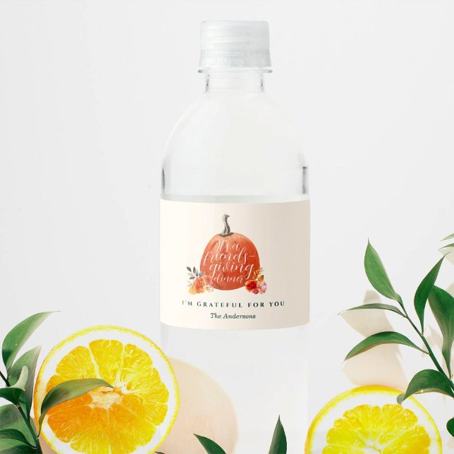 Freundesdankfest-Abendessen Orange Kürbis Aquarell Wasserflaschenetikett (Von Creator hochgeladen)