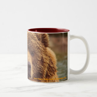 Freundlicher Grizzlybär Zweifarbige Tasse