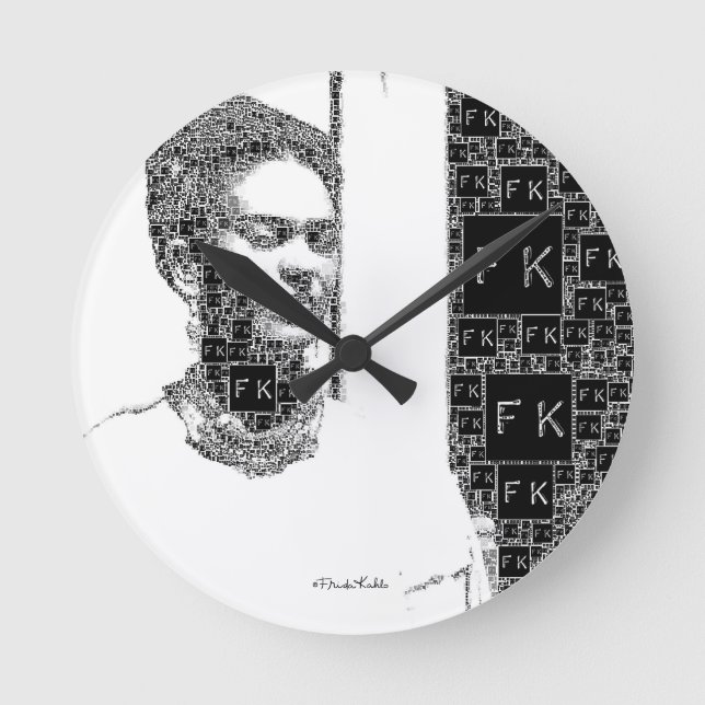 Frida Kahlo Black and White Portrait Runde Wanduhr (Vorderseite)