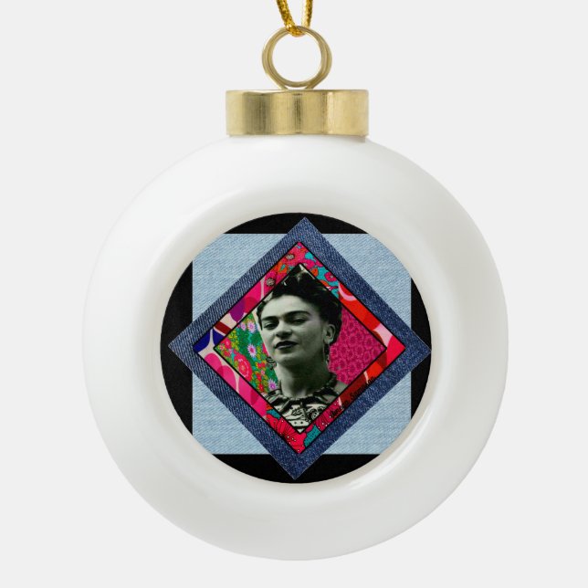 Frida Kahlo Retro Pink Denim Keramik Kugel-Ornament (Vorderseite)