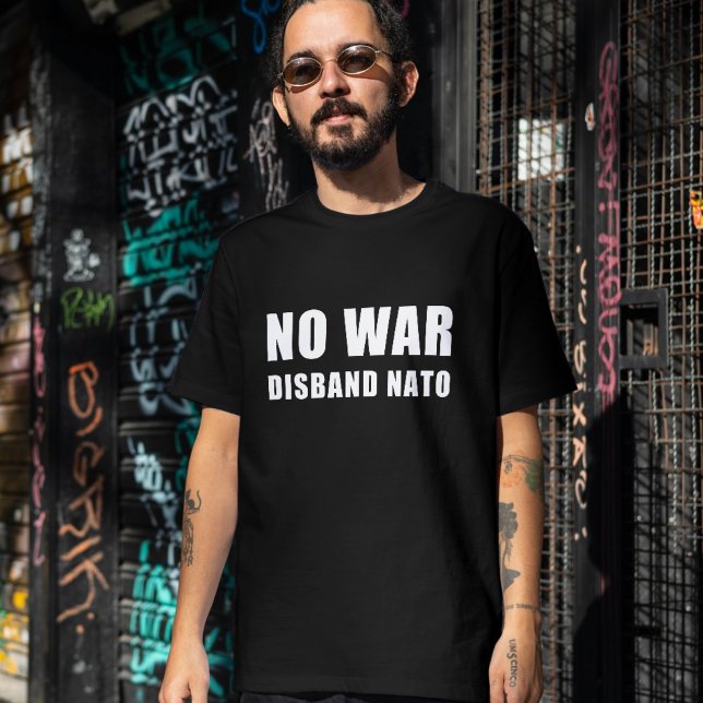 Frieden gegen den Krieg Russland Ukraine Auflösung T-Shirt (Von Creator hochgeladen)
