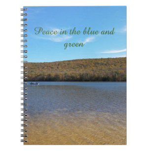 Frieden im blauen und grünen Journal Notizblock
