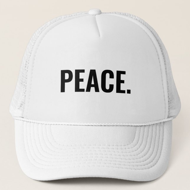Frieden Schwarz-Weiß-Text minimalistisch Anti-Krie Truckerkappe (Vorderseite)