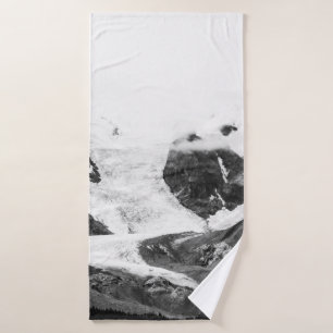 FRIEDLICHE BERGLANDSCHAFT BADEHANDTUCH