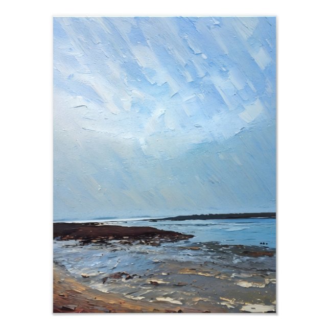 Friedliche Küstenlandschaft mit ruhigem Himmel Fotodruck (Vorne)