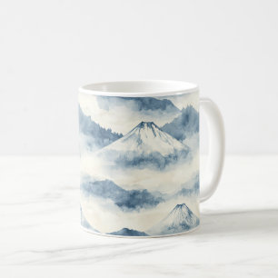 Friedliche schneebedeckte Berge - Blau und Weiß Kaffeetasse