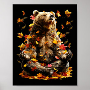 Friedlicher Bär Herbstblätter meditiert Zen Tier A Poster