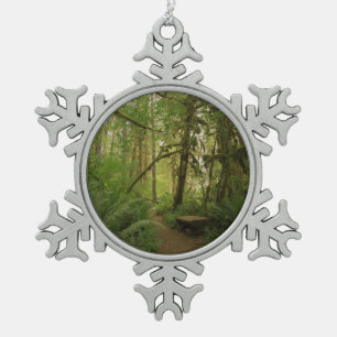 Friedlicher grüner Waldweg in Washington Schneeflocken Zinn-Ornament