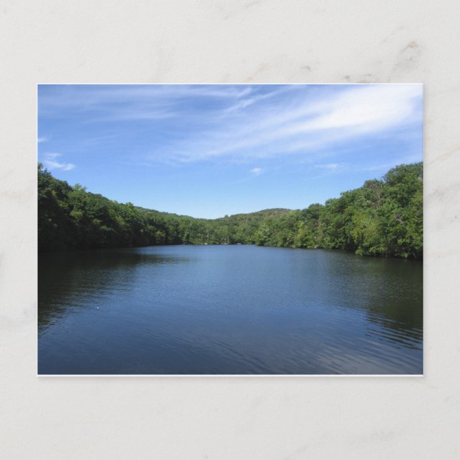 FRIEDLICHER SEE POSTKARTE (Vorderseite)