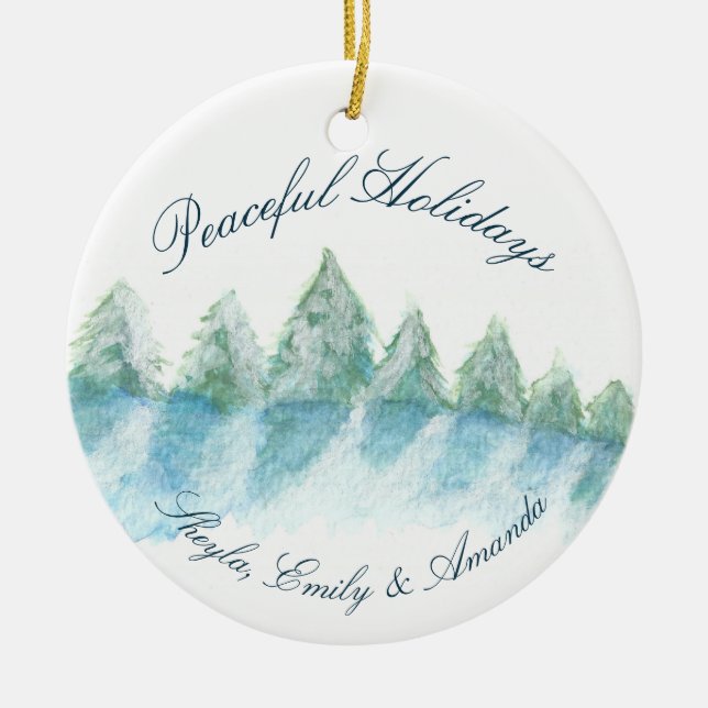 Friedlicher Winterwald - Aquarellschrift Weihnacht Keramik Ornament (Vorne)