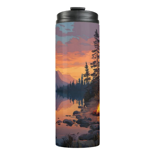 Friedliches Camping am Bergsee Thermosbecher (Vorderseite)