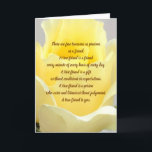Friend Birthday Card Feiertagskarte<br><div class="desc">Eine gelbe Geburtstagskarte für einen guten Freund.</div>