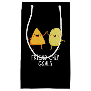 Friend Chip Goals Funny Chip Pun Dark BG Kleine Geschenktüte