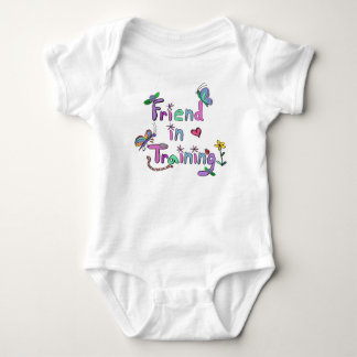 "Friend in Training" Hellpastell Baby Strampler
