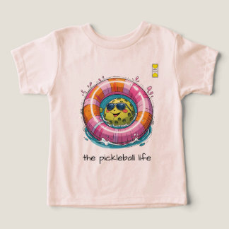 Friendly Pickleball-Herzen-Logo mit lustigem Chara