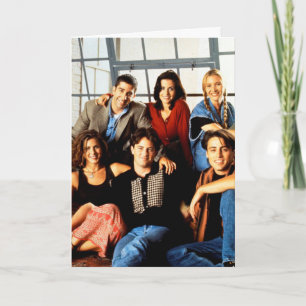 FRIENDS™ Cast sitzt in Monicas Wohnung Karte