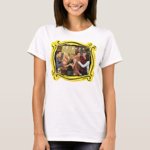 FRIENDS™ Gast Erntedank Group Hug T-Shirt