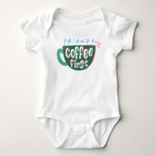 FRIENDS™ Kaffee zuerst Baby Strampler