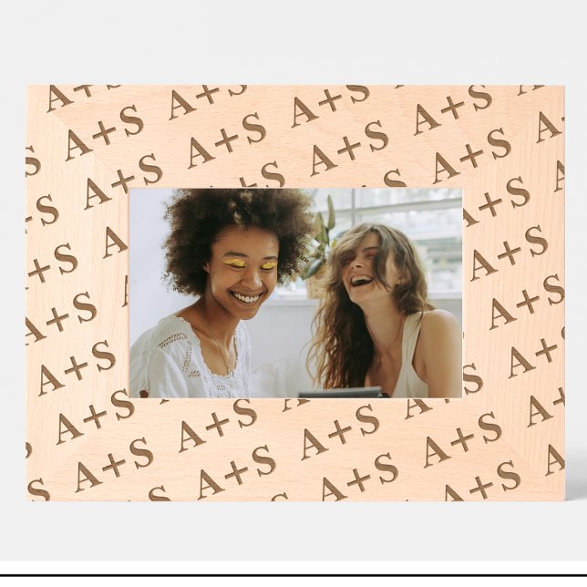 Friends Monogram Muster graviert Holzrahmen Geätzte Rahmen (Von Creator hochgeladen)