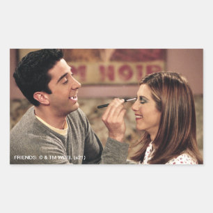 FRIENDS™   Ross macht Rachel's Makeup Rechteckiger Aufkleber