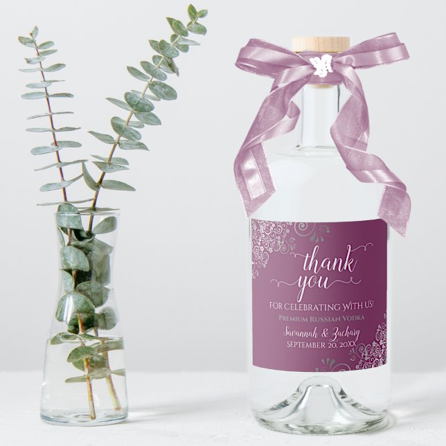 Frilly Silver auf Cassis Lila Wedding Vielen Dank Alkoholflaschenetikett (In Situ with Plant and Bow)