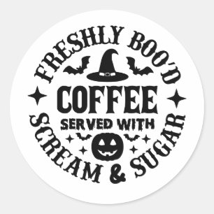 Frisch gebrühter Kaffee serviert mit Schrei & Zuck Runder Aufkleber